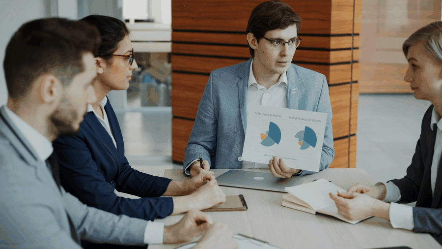 financial teams, cash management, scenario analysis, collaborative session